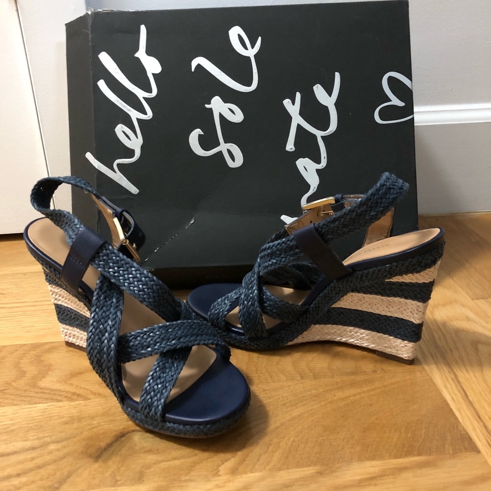 NBW Navy Raine wedge banana Republic sandal 6 new